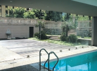 Swimming pool with Glass sliding door 